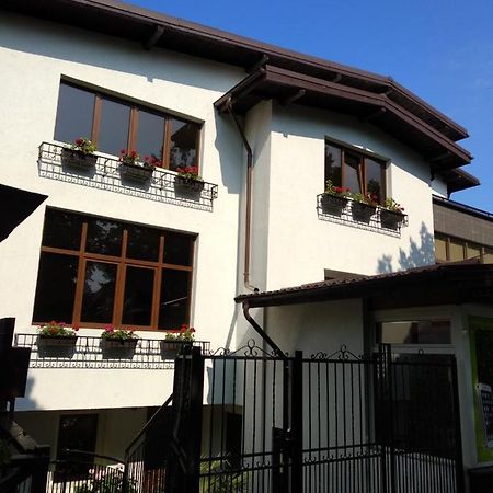Casa Romaneasca 쿠티에데아게스 외부 사진