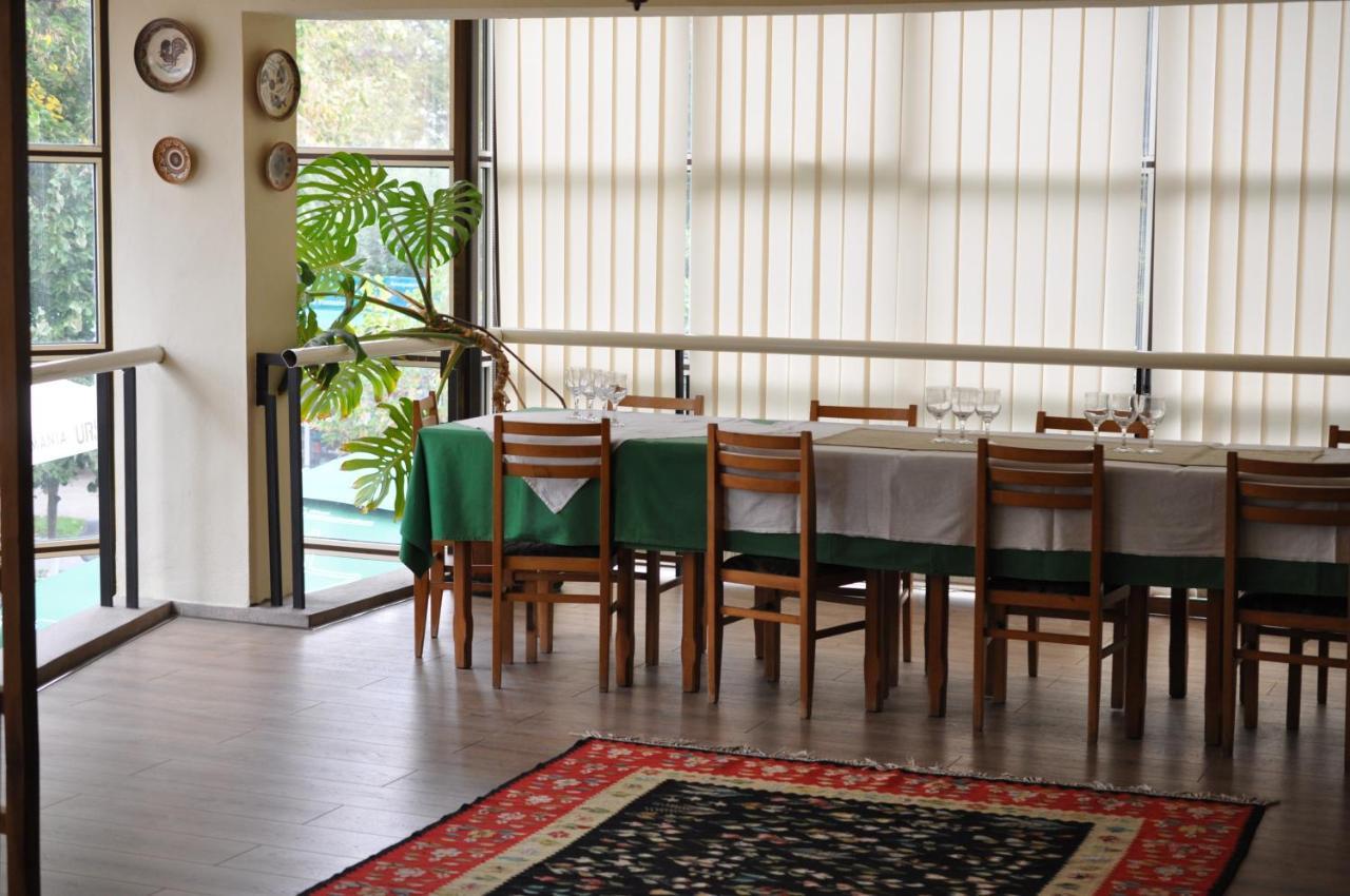 Casa Romaneasca 쿠티에데아게스 외부 사진