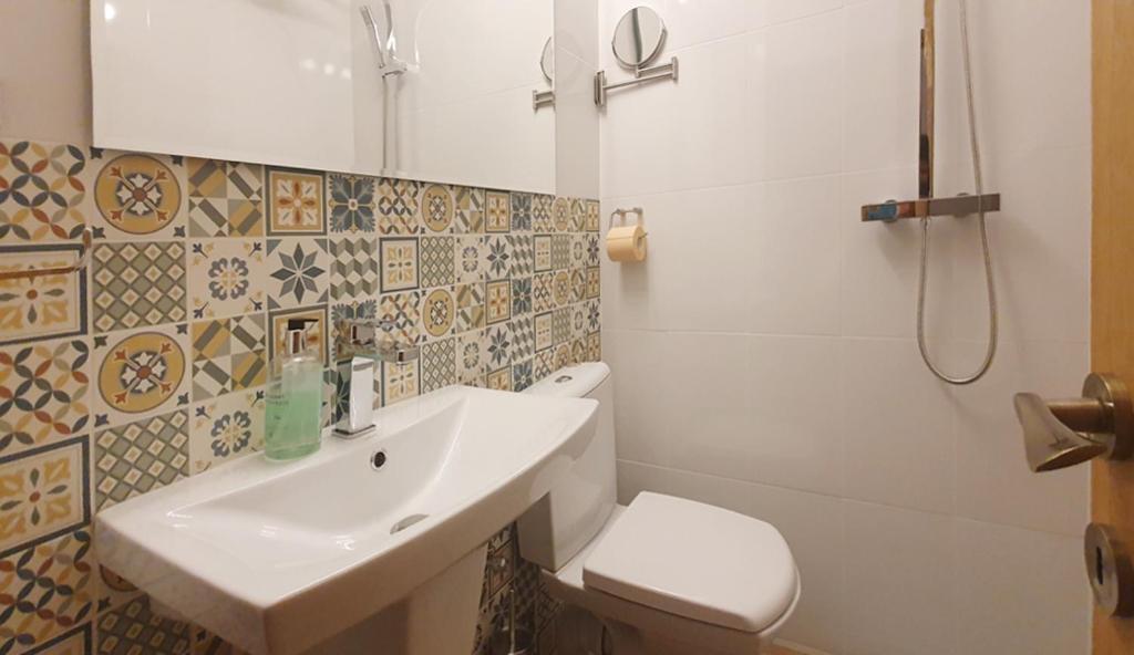 Casa Romaneasca 쿠티에데아게스 외부 사진